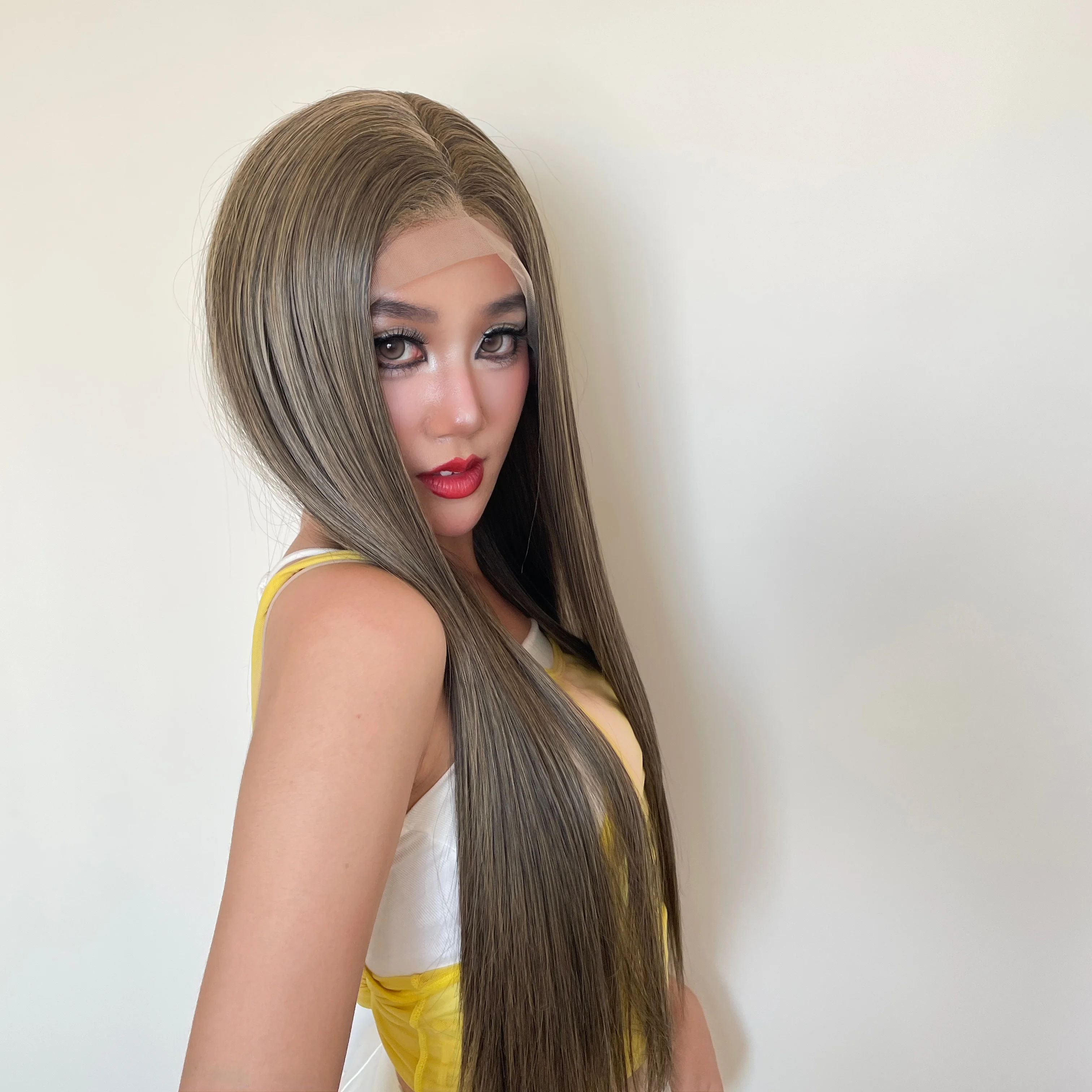 Honey Brown Mixed Dark Brown Highlight 13x4 Synthetic Lace Front Wig for Women 26 Inch Long Straight Glueless Wig Free Part 150%