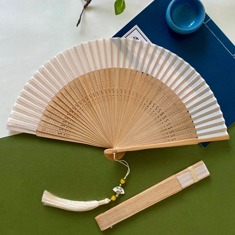 Plain Folding Bamboo Fan Portable Handheld Lightweight Summer Cooling Daily Fan for Women Cheongsam Hanfu Photography Prop Gift