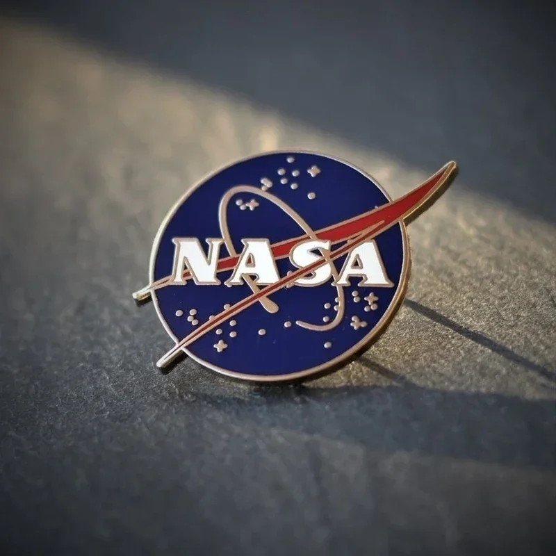 Fashion Logo Enamel Pin Space Lover Badge Accessories