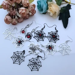 Dark Punk Gothic Versatile Personality Asymmetric Spider Web Black Cosplay Halloween Party Jewelry 1 Pair