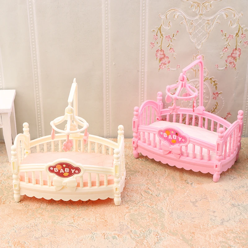Mini Crib เตียงเด็กรุ่นตุ๊กตาเฟอร์นิเจอร์ห้องนอน 1/12 ตุ๊กตาจําลองตุ๊กตาอุปกรณ์เสริม House