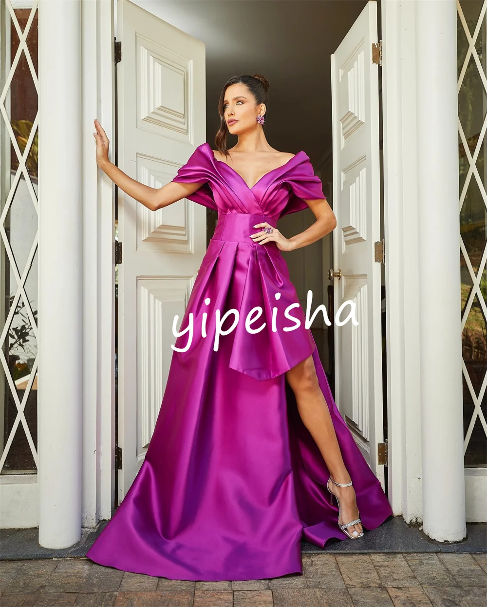 홈 커밍 드레스 Pleat a 라인 v 넥 롱 드레스 섹시한 이브닝 가운 여성을위한 절묘한 고품질 댄스 파티 가운 맞춤형