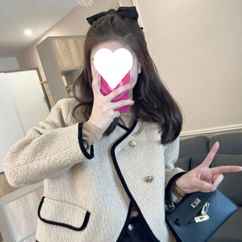 

Женский твидовый жакет-бомбер на осень, многофункциональный, с двусторонними нашивками, со спущенным плечом, эластичный, в рубчик, с воротником-стойкой