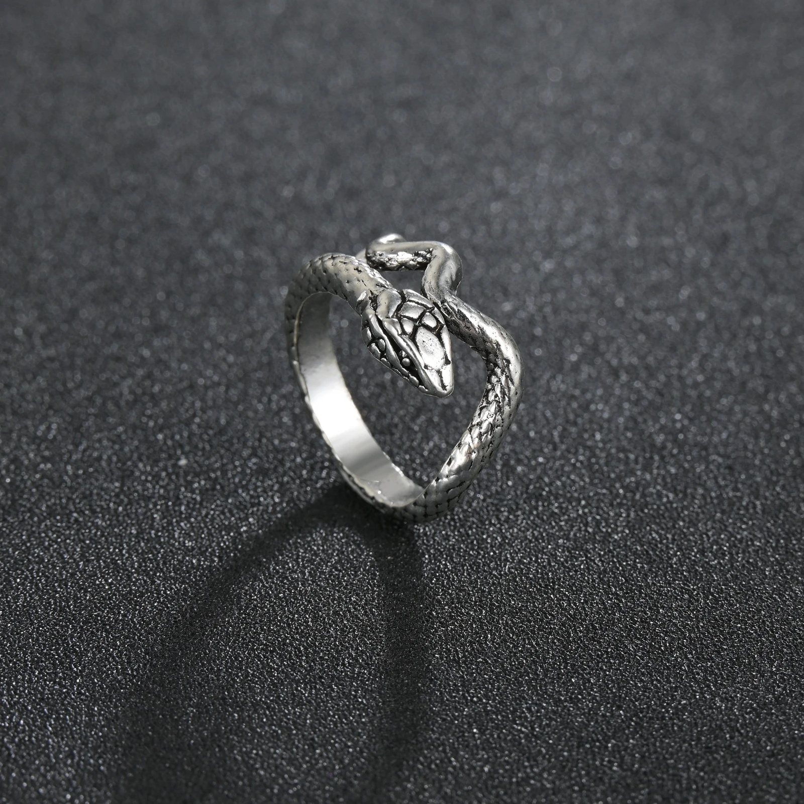 New Trendy Animal Ring for Women Handmade Men Creative Snake Temperament Personality Fashion Female Resizable Opening Rings