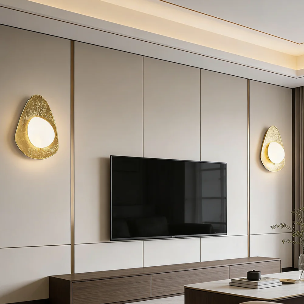 Re-engraved forged gold foil wall lamp bedroom marble shell special-shaped lamp bedside living room wall lamp