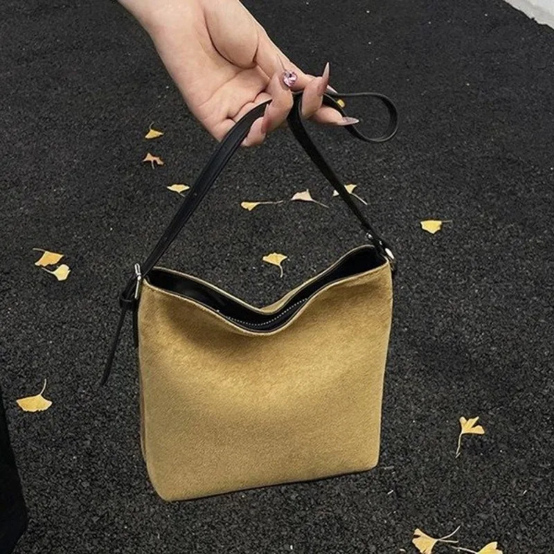 

Trendy Underarm Diaper Bag Handbag Crossbody Aquarium Day Versatile Exquisite Glamorous Timeless Stylish Functional Organized