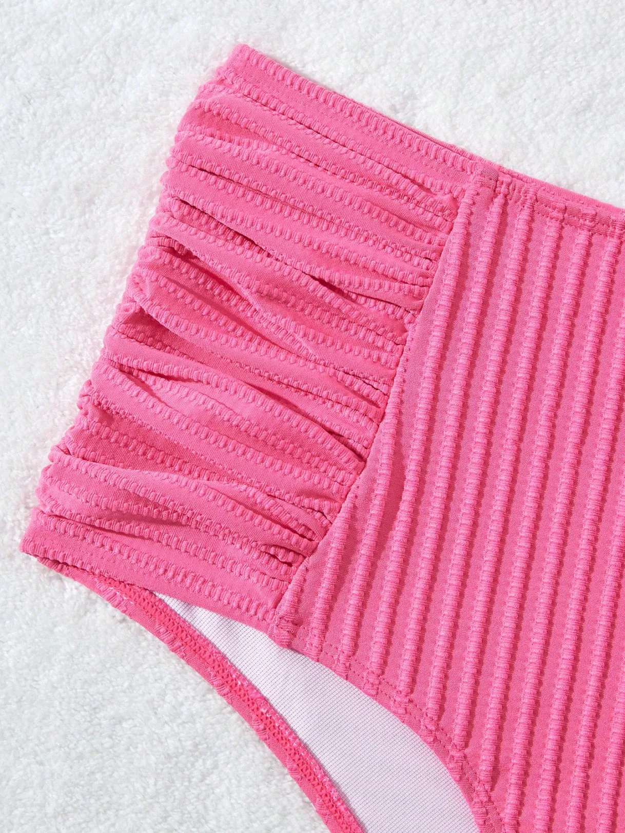 كشكش البيكينيات 2025 الصلبة عالية الخصر ملابس السباحة النساء مثير ملابس السباحة الإناث الاستحمام السباحة لباس سباحة بحر