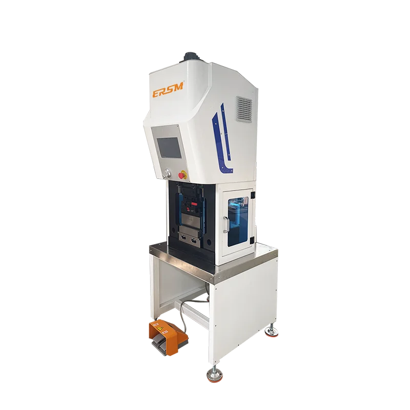 Posizionamento conveniente Forza di piegatura 3 tonnellate 30Kn Corsa 120 mm Hardware per sbarre collettrici in rame adatto Servo pressa piegatrice CNC