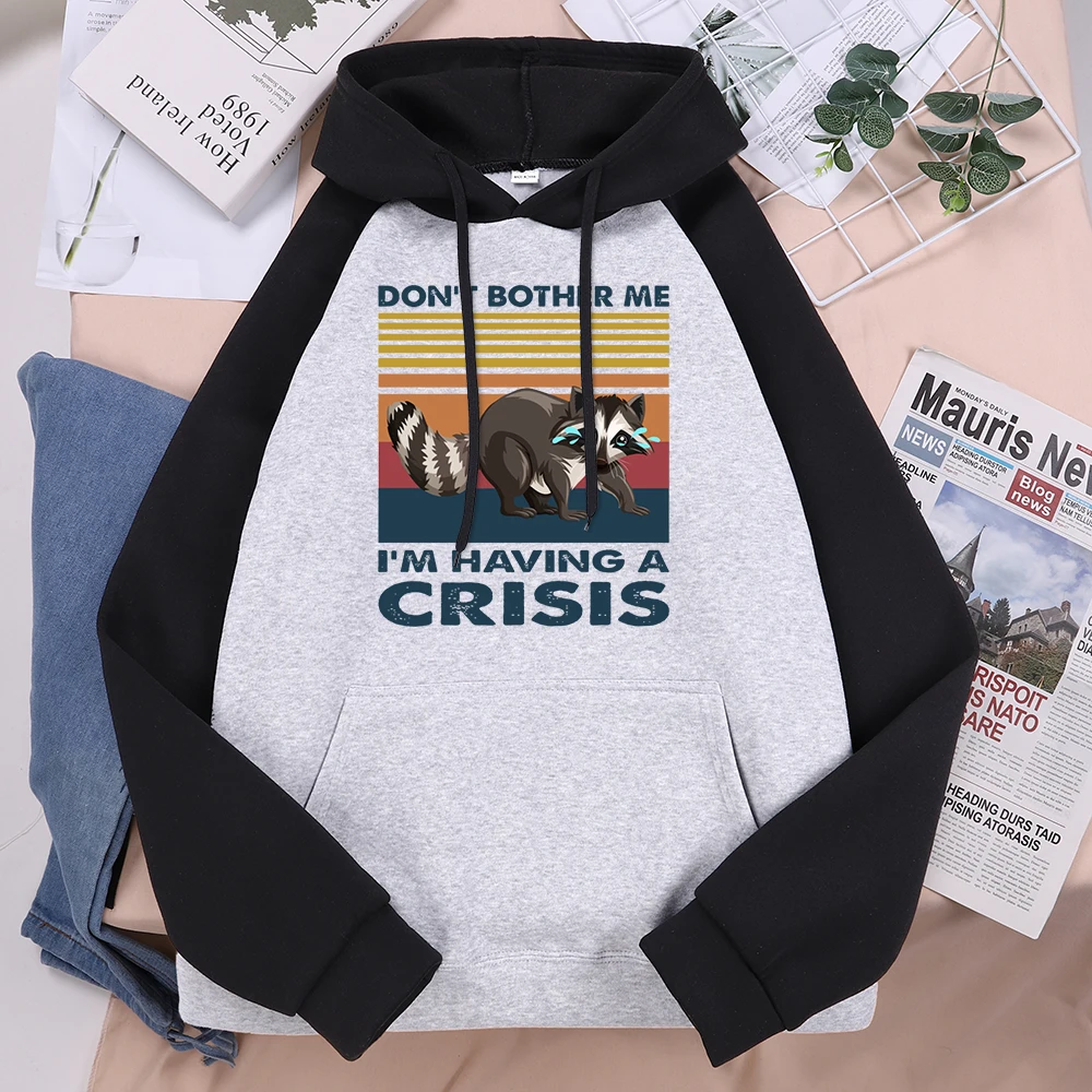 

Raccoon Dont Bother Me Im Having A Crisis Mens Clothing Cartoon Fashion Hoodies Autumn Fleece Loose Streetwear Casual Male Hoody