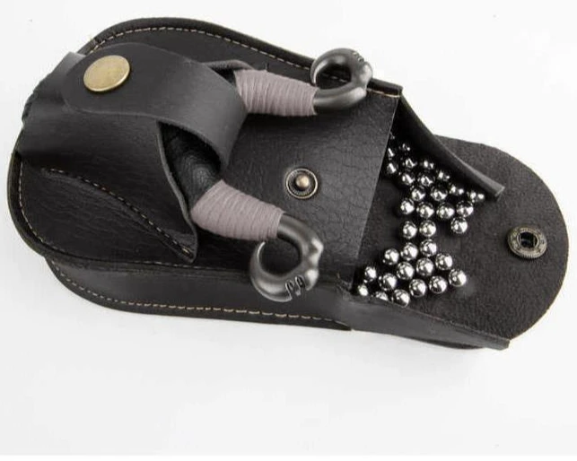 

Multi Functional Outdoor Special Tool Waist Bag Slingshot Steel Ball Leather Bag with Integrated Elasticity and Durability