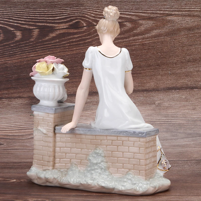 Vintage Porcelain Terrace Girl Miniature Ceramic Engagement Female Figurine Bedroom Decor Gift for Wife Ornament Pigeons Craft view 3