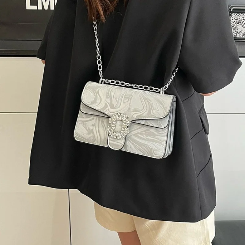 

Женская спортивная сумка через плечо в стиле слинга, повседневный дизайн, прочная просторная сумка для путешествий на открытом воздухе