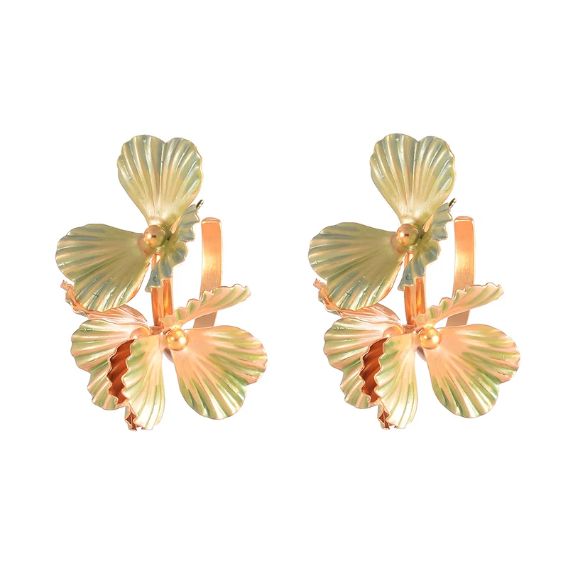 زهرة معدنية C آخر أقراط للنساء المينا محكم البتلة مجوهرات الأزياء أنماط جديدة أنيقة الصيف اكسسوارات هدايا C1940