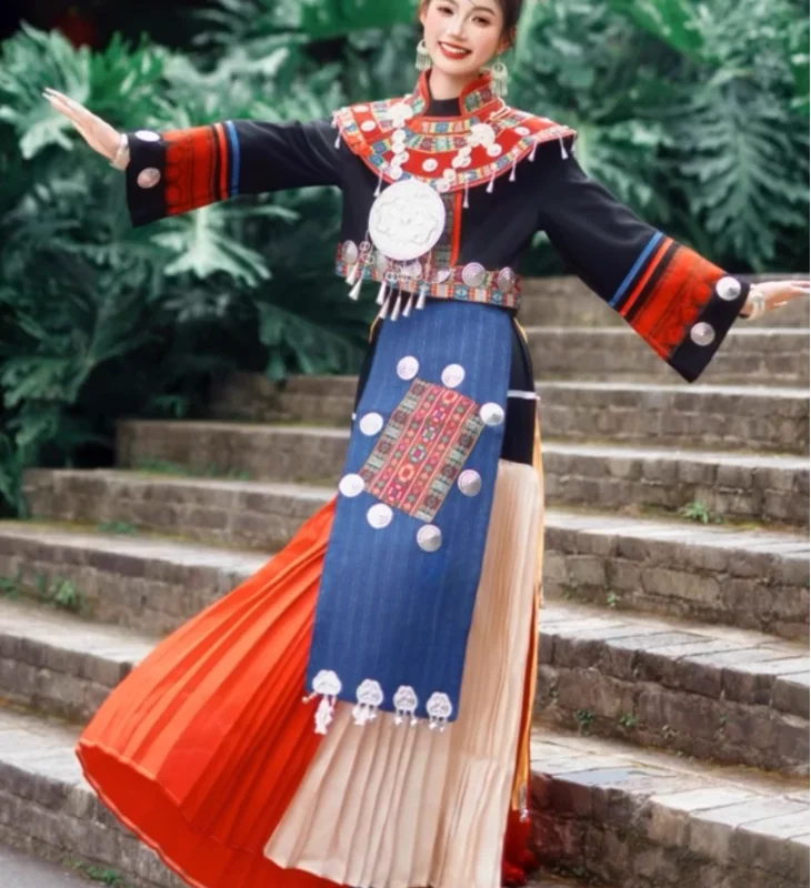 중국 몽족 여성 자수 Tujia 민족 공연 의상 세트