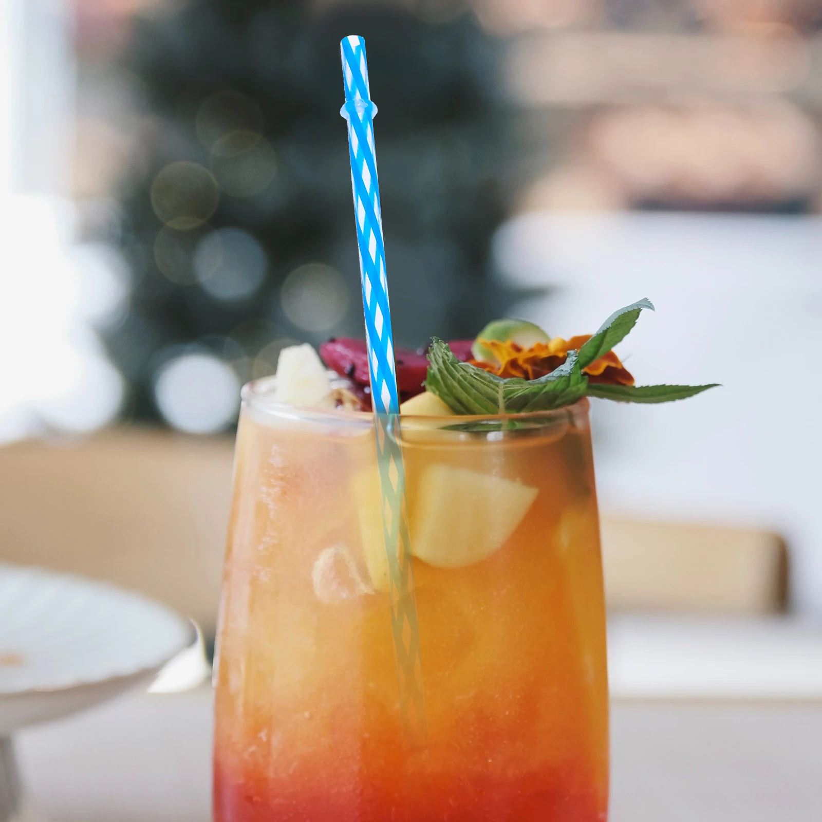 

Reusable Drinking Straws Thick Plastic PP Material Mixed Colors with Ring for Bottle Tumblers Straw Brush Included