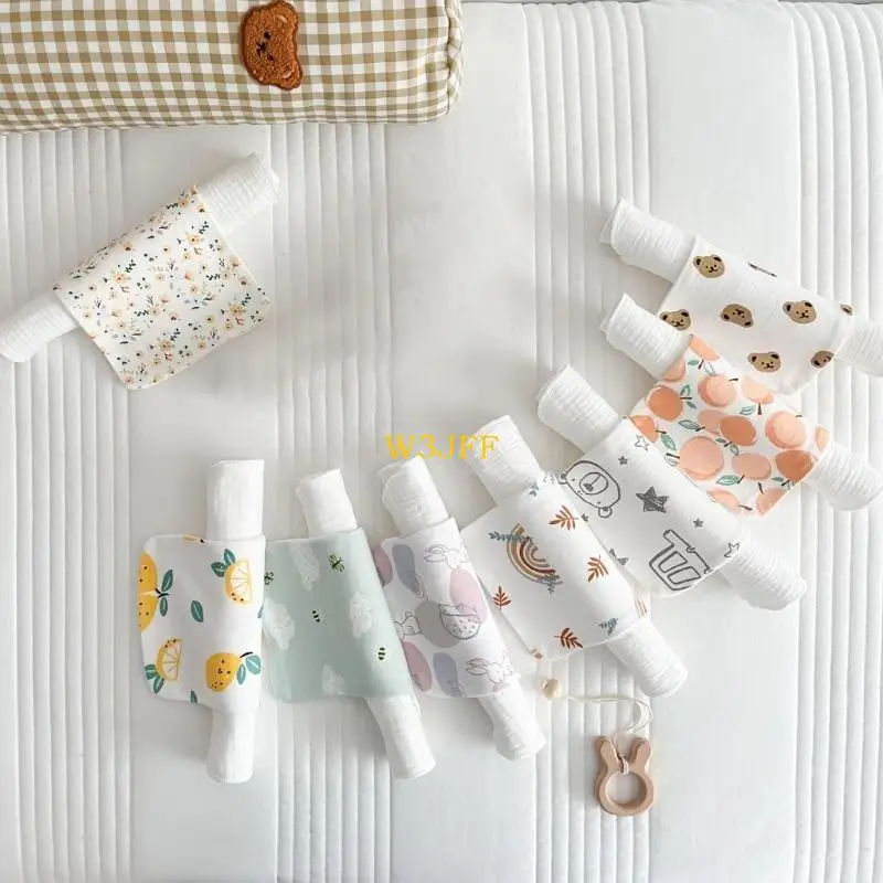 

W3JF Burp Sweat Absorbent Cloths Thick Cotton Face Back Wash Cloth Lovely Print Breathable Back Sweat Towel Baby Essential