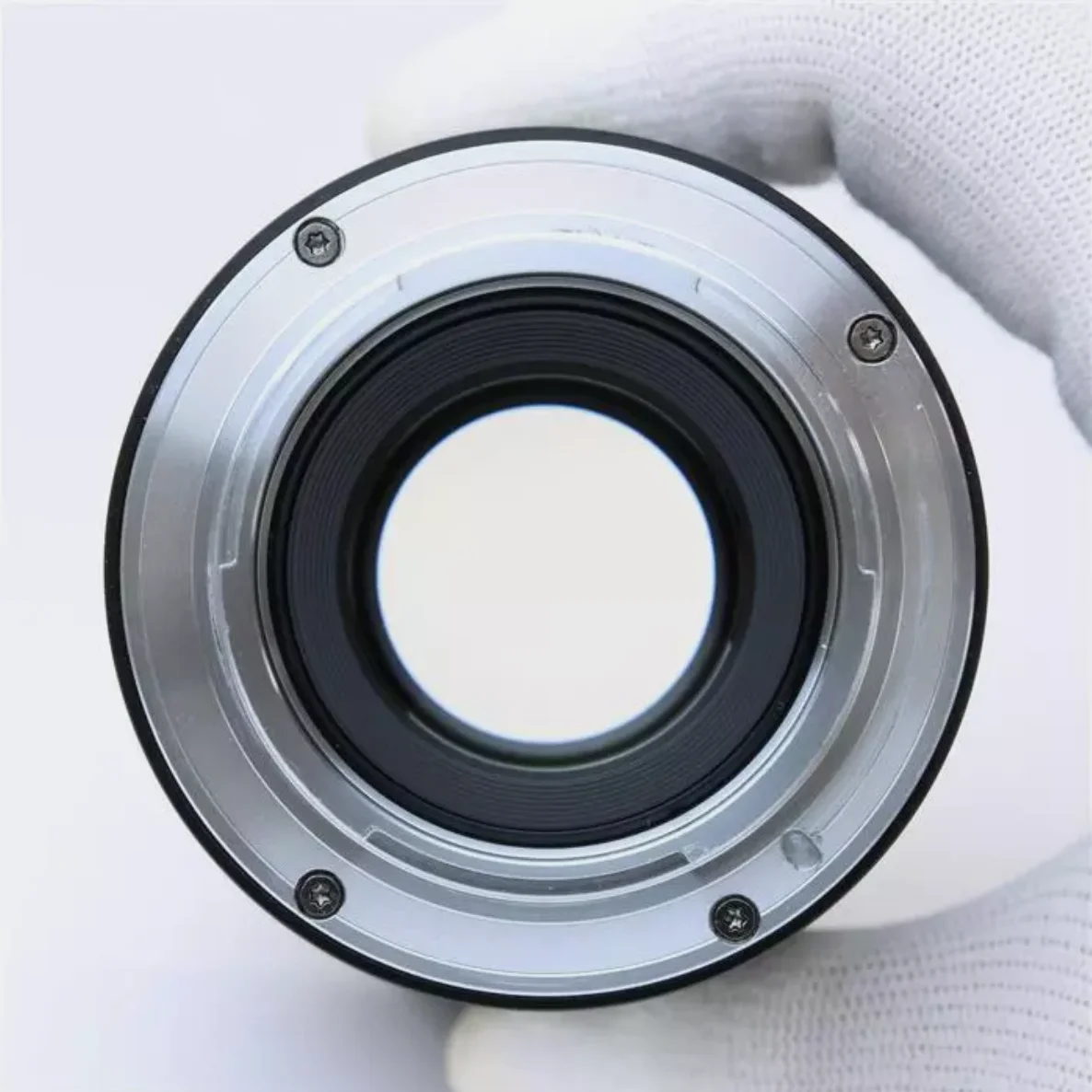 Lensa Anamorfik Fokus Manual Sirui 50mm F1.8 1.33X