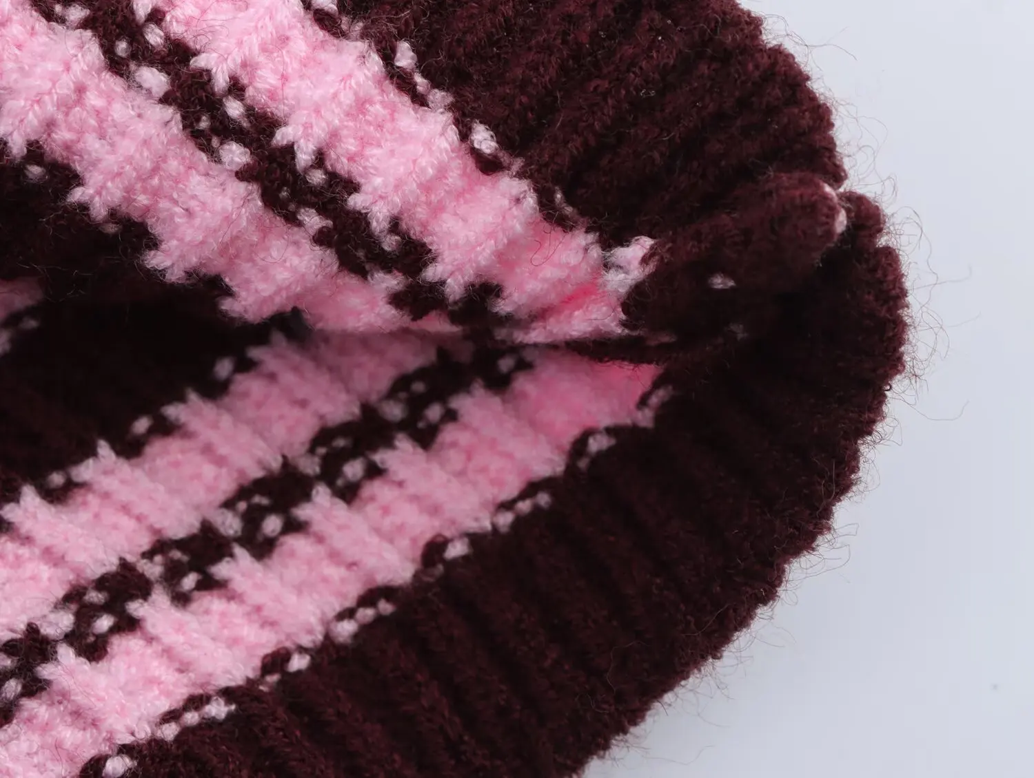 2025 Nueva ropa de mujer Pantalones cortos casuales de cintura alta estampados de punto de moda de estilo europeo y americano