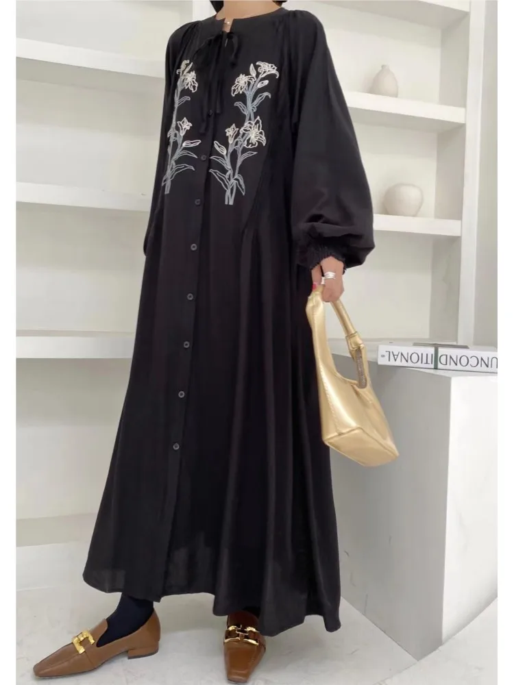 Sukienka damska vintage z haftem kwiatowym, długa, na wiosnę i lato, codzienna, luźna, z rękawami typu latarnia, w stylu boho, model 2026