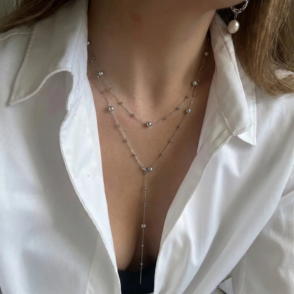 Zierliche silberfarbene Perlen-Stern-Schmuckkette mit simulierten Perlen in Y-Form für Damen und Herren, doppellagiger Y-förmiger Choker, ästhetisches Geschenk-Schmuckstück. – Detail 22