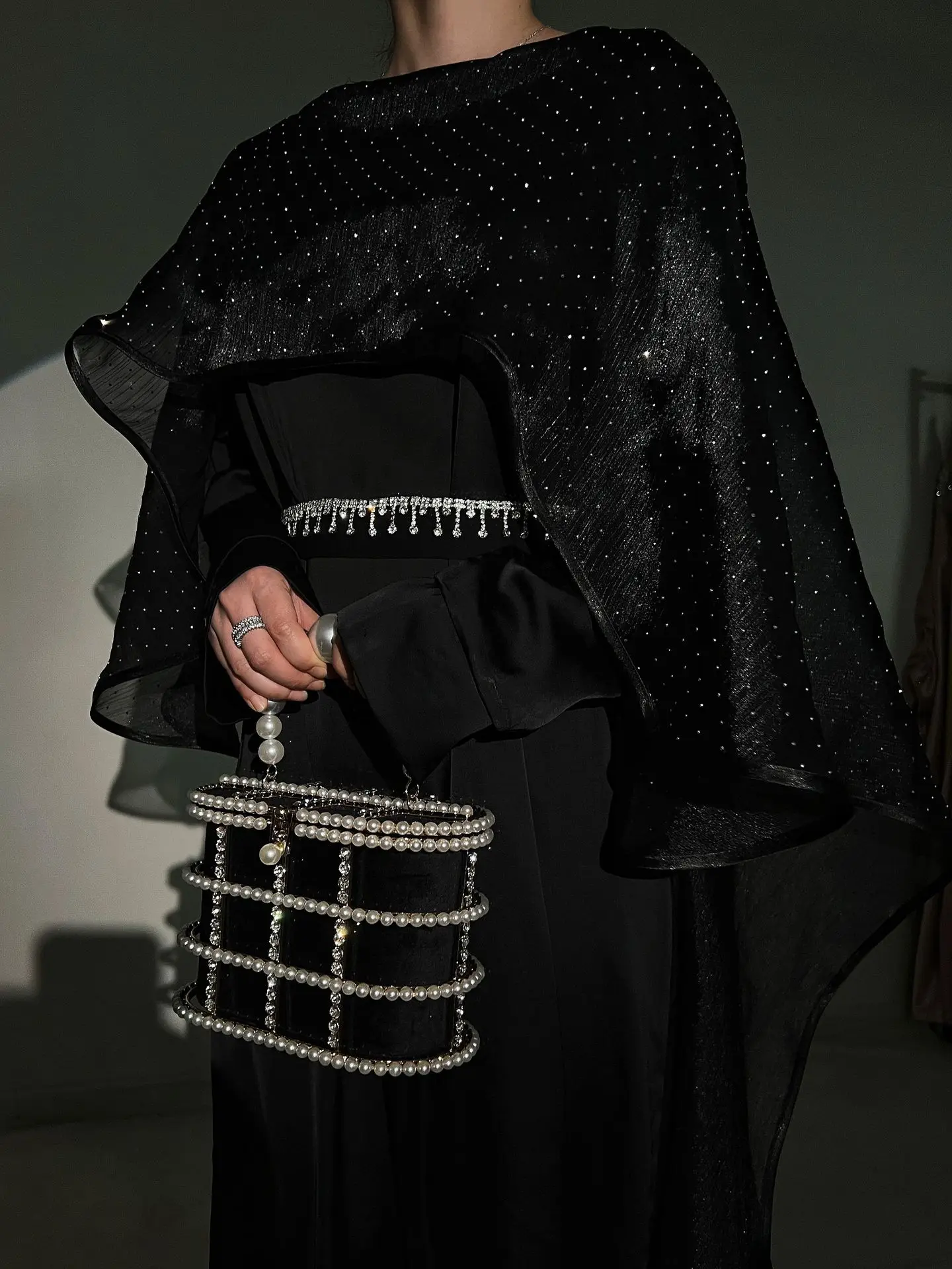 Hot Selling Dubai Kaftan Women Elegant Luxury Diamonds Abaya Shiny Dress Ramadan Jalabiya Eid Morocco Eid Party Muslim Clothing