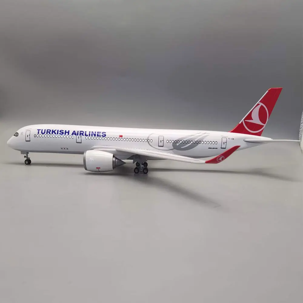 Airbus A350 Turkish Airlines 47CM 1:142 Scale Aircraft Model LED Light Die-casting Machine Collected As A Gift By Aviation