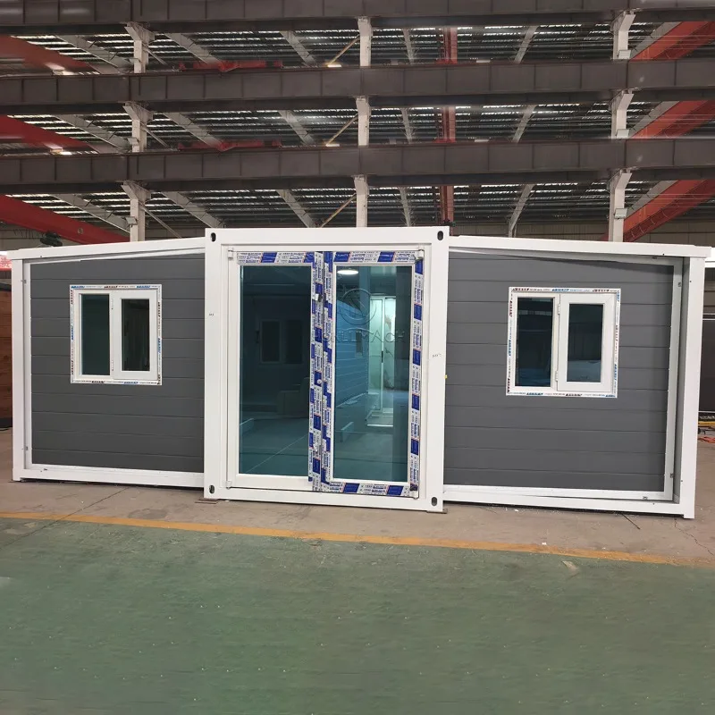 Portable Prefabricated Luxury Container Houses 1 2 3 4 Bedrooms Modular Container Houses Steel Structure Frame Folding Room