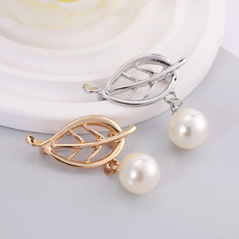 Anti-slip Brooch Pin Collar Chest Sew-free Essential Waist Cinching Pearl Elegant Clothing Fastening Accessory For Women