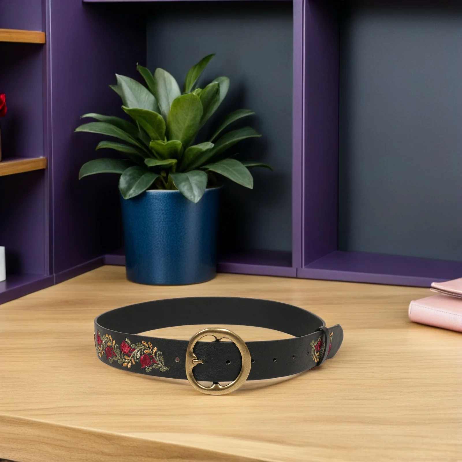 حزام عريض مطرز 1.5 بوصة للنساء بوهو زهري PU حزام خصر قابل للتعديل إكسسوار فستان على الطراز العتيق