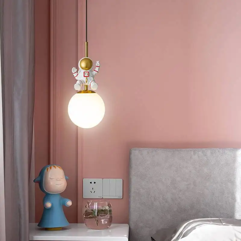 Imagem -05 - Moderno Led Criativo Bedside Pendant Light Lustres de Astronauta para Quarto de Crianças Lâmpada da Lua Luz Noturna Design de Quarto Infantil