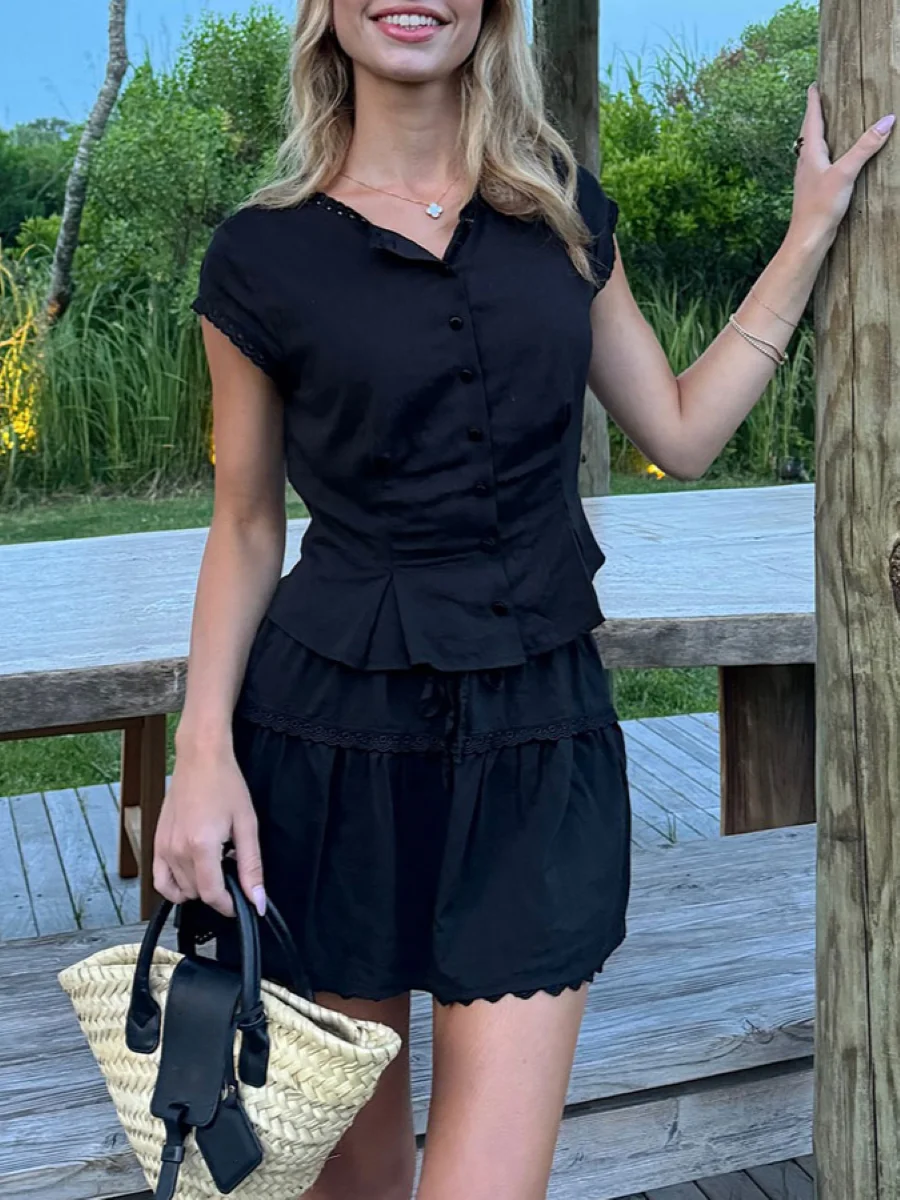 

Women Floral Print or Solid Color Set Lace Patchwork Round Neck Sleeveless Single Breasted Vest + Elastic Waist Mini Skirt Suits