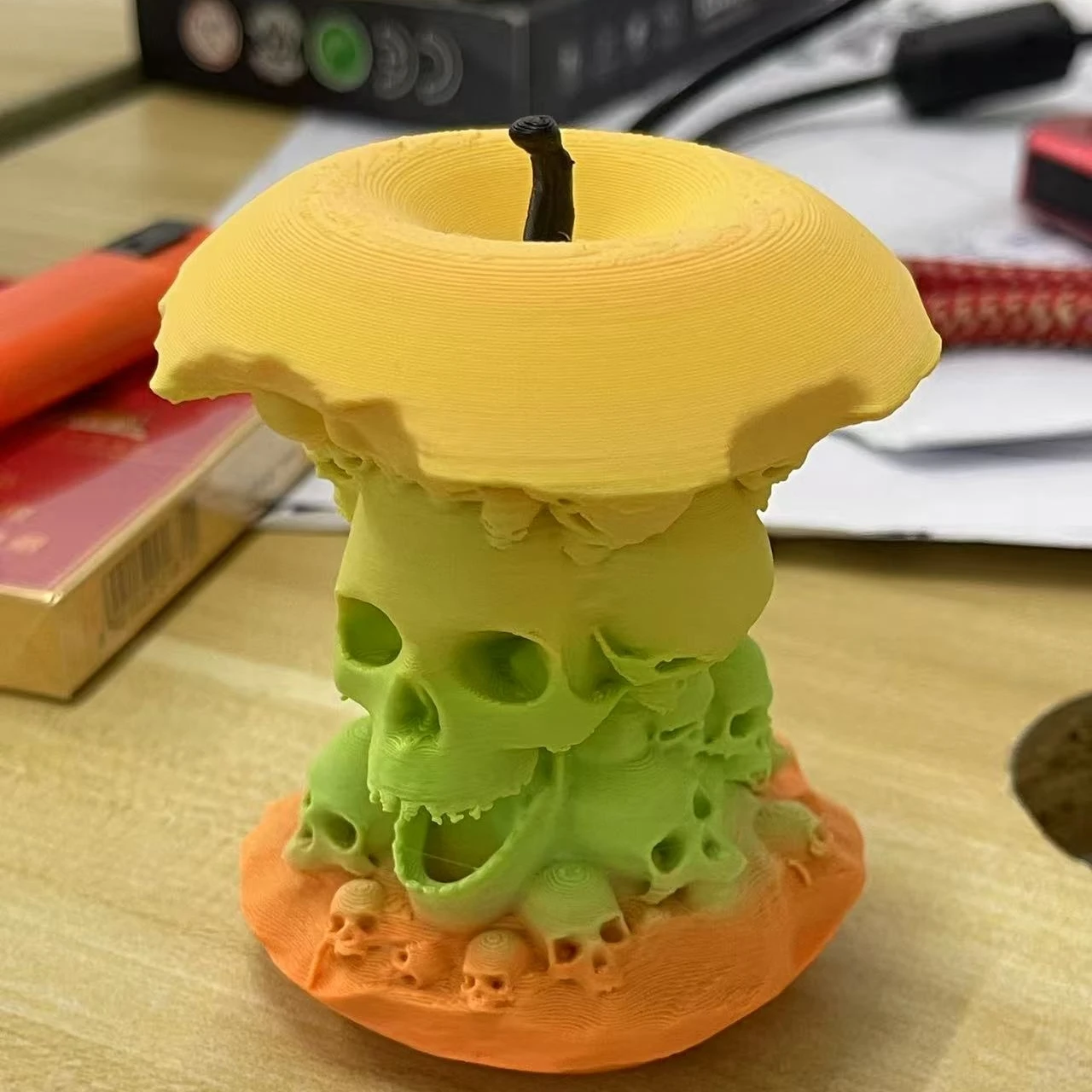 

Skull Apple Halloween Decoration 3d Printing Home Crafts Ornament Creative Gift Fruit Model Children's Gift Figure