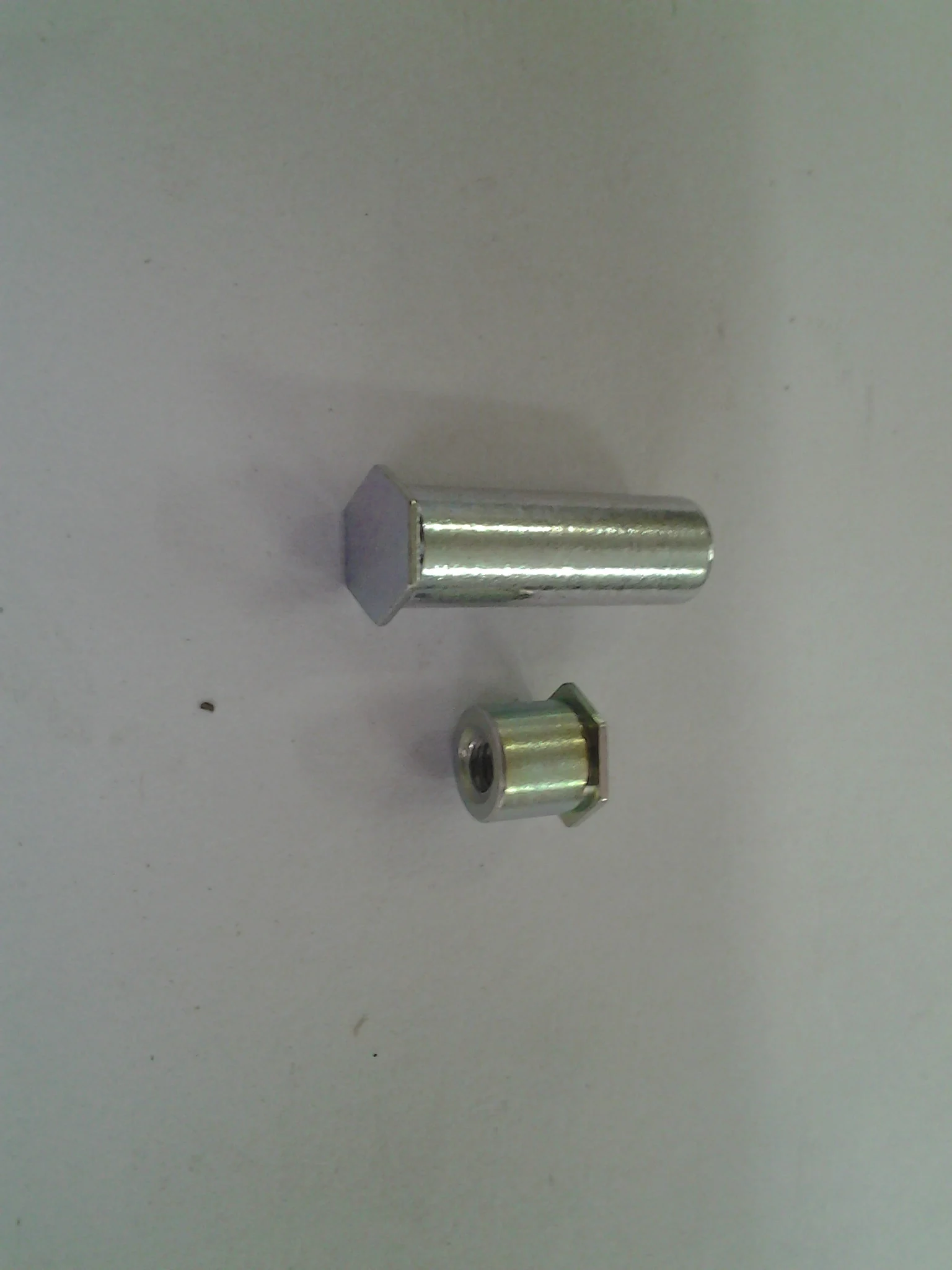 Screw Nuts BSOS-832-10 Self-Clinching Standoffs Inch Blind Threaded Fasteners 100Pcs Stainless Steel Passivation