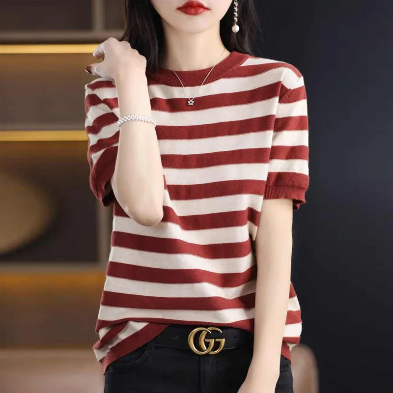 

Knitted Sweater Women Pullovers New Summer Short Sleeve Sweaters Knit Sweater Pullover Women Tops O-Neck Striped Knitwears Q4605
