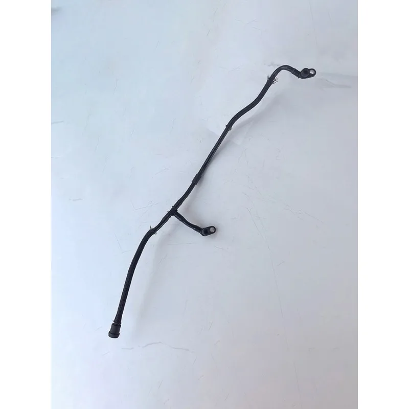 الأصلي 06 متر 121 692 التيار المتناوب ل A6l 2019-2023 C8 3.0t توسيع غلاية اتصال انبوب ماء 06 متر 121692 التيار المتناوب جودة عالية