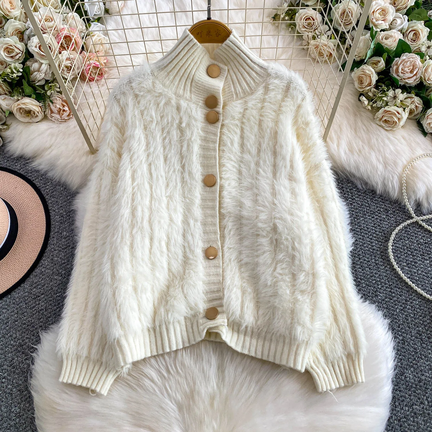 

Women Winter Luxury Faux Fur Sweater Tops Lady Senior Metal Button Patchwork Oprn Stitch Warm Office OL Business Hot Streetwear