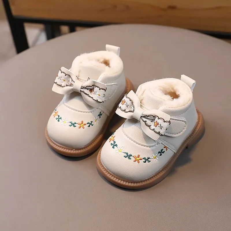 Children Winter Toddler Shoes Warm Low Top Leather Shoes Children Cotton Shoes Bow Girls Velcro Flower Kids Embroidered Booties