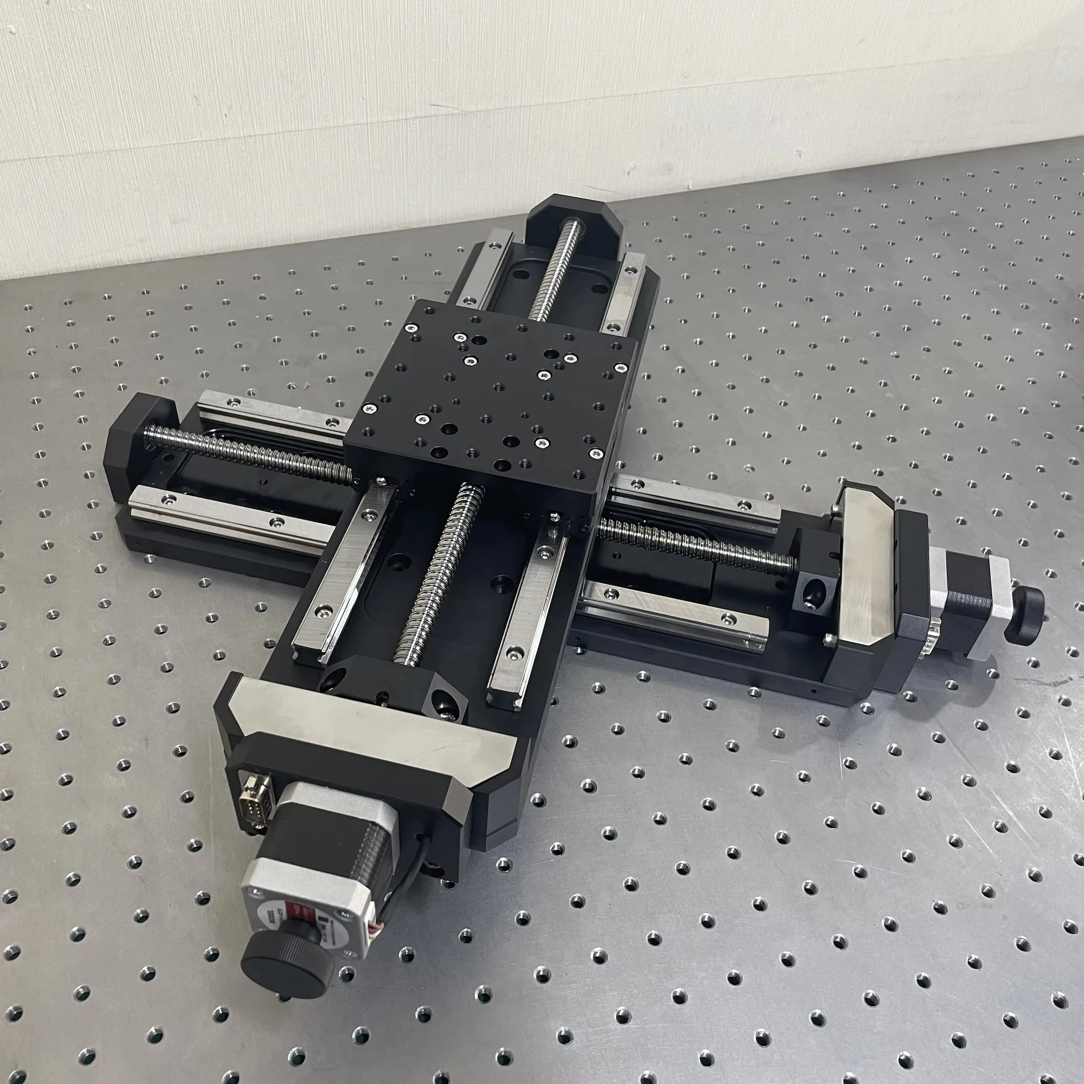 CKD-ET102 OEM 製造 2 軸コンビネーション電動移動ステージ移動範囲 600mmx400mm