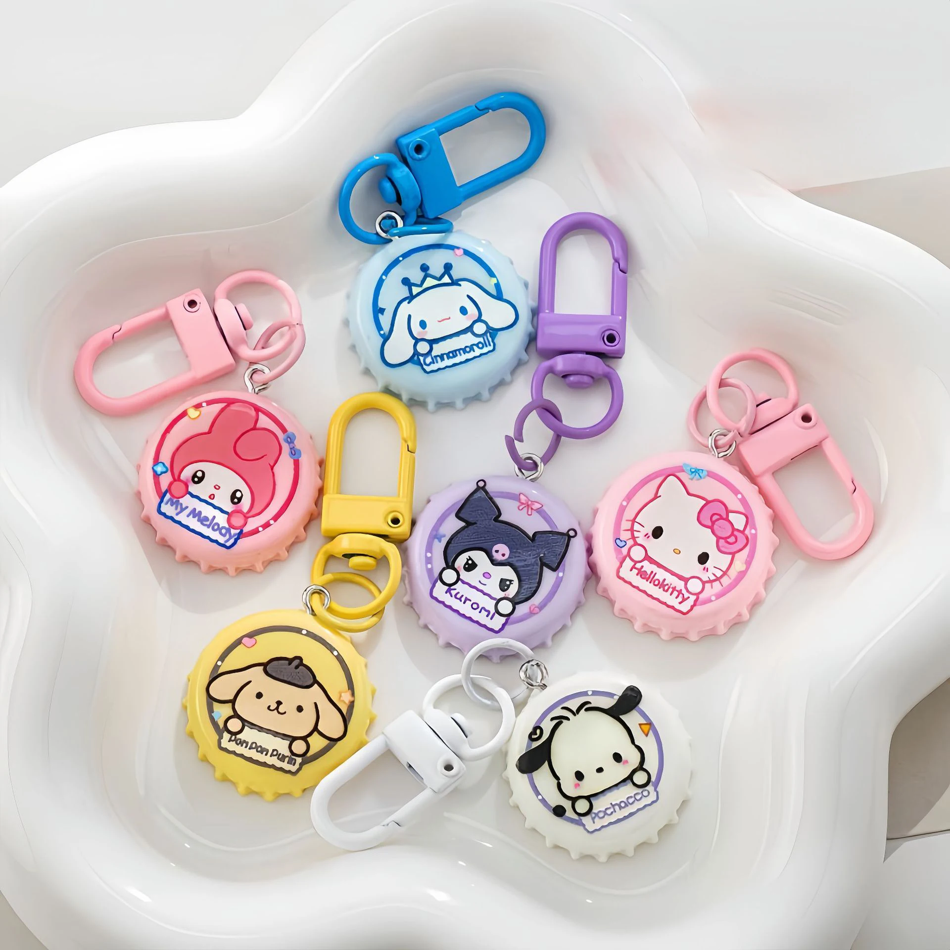 Kawaii sanrio olá kittty kuromi cinnamoroll minha melodia pochao criatividade garrafa chaveiro mochila pingente crianças presente de aniversário