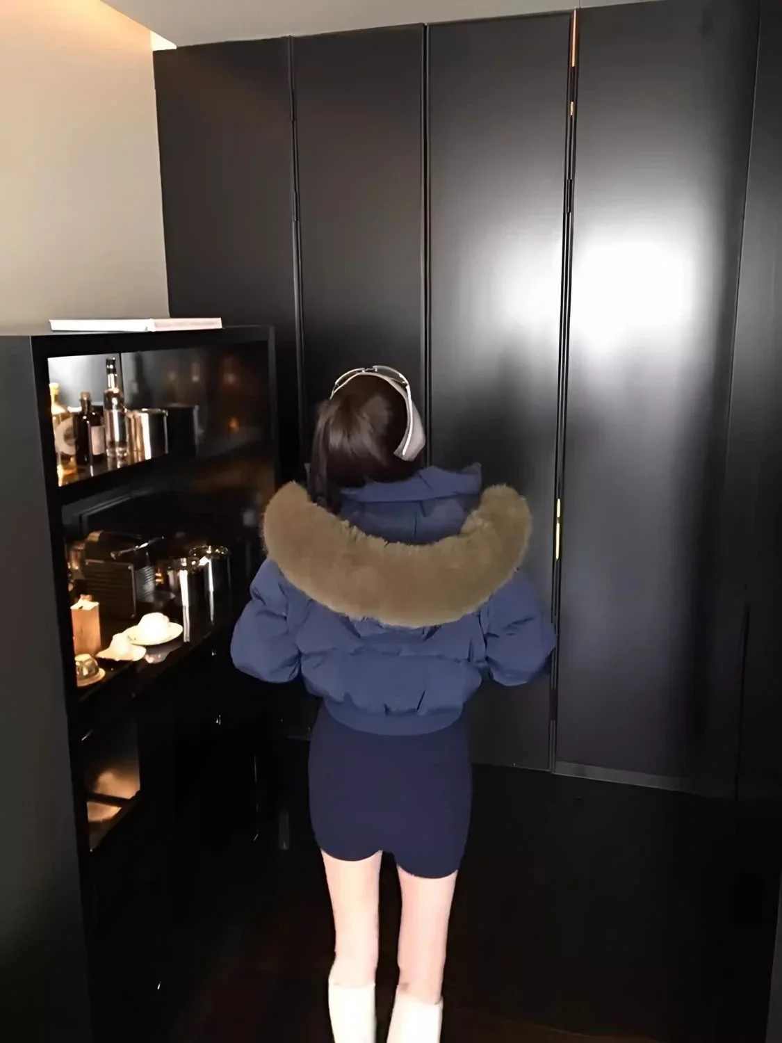 Lady Navy Blue Cropped Hooded Puffer Jacket With Faux Fur Collar Zip‑up Loose Short Cotton Padded Coat Winter Warm Outerwear