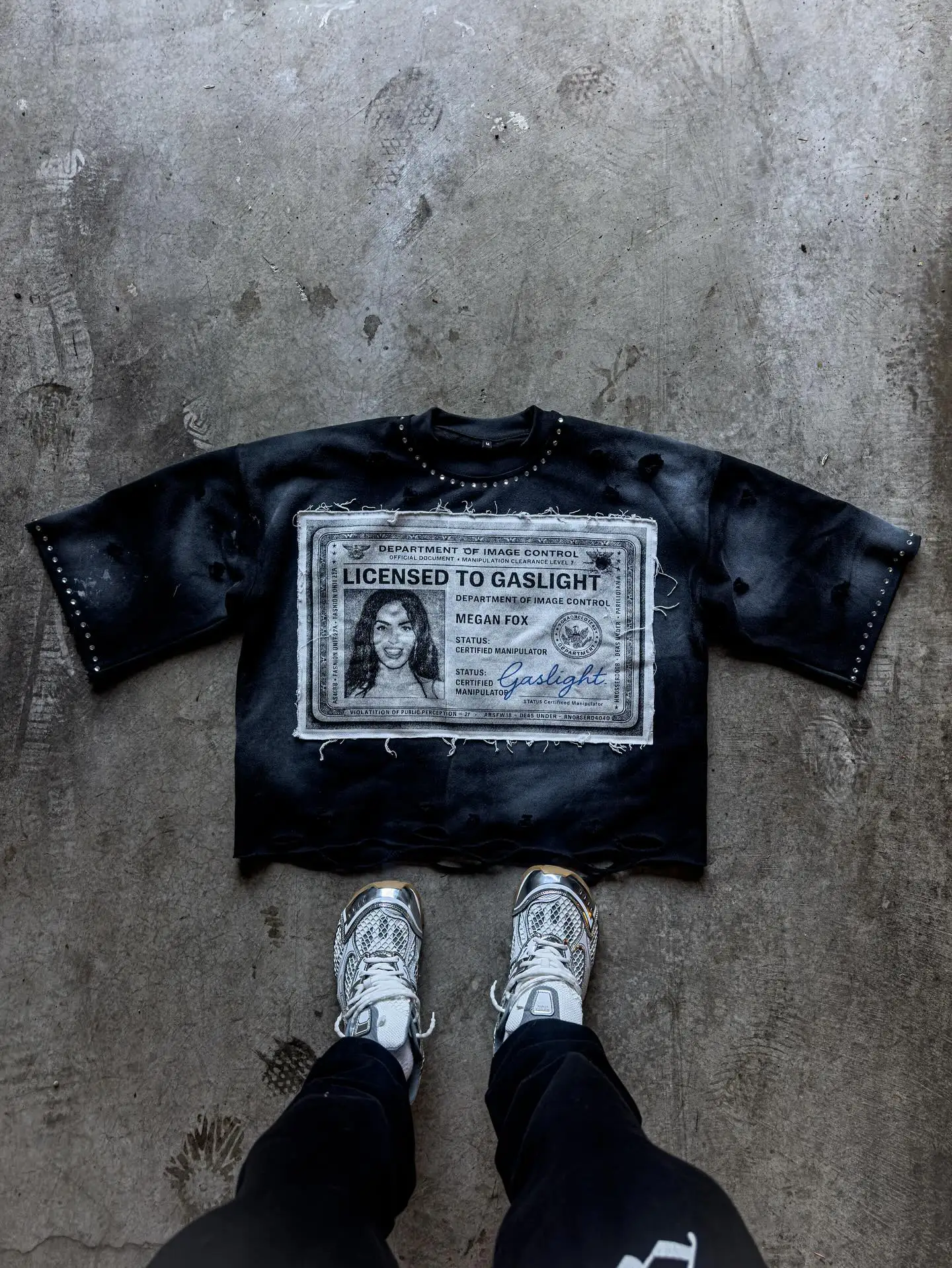 Camiseta gráfica estilo gótico Retro de American Street Y2K para hombre y mujer, ropa de manga corta estampada informal holgada negra a la moda