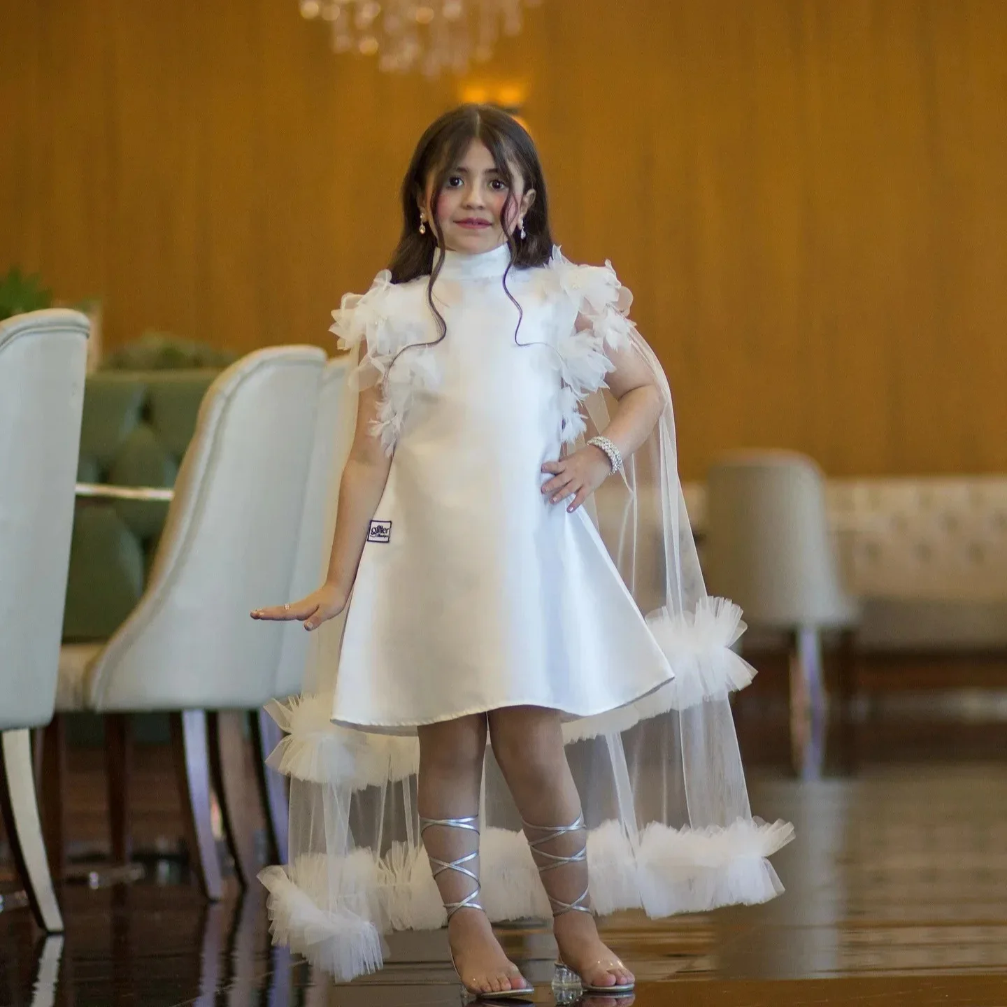 European and American Girls Princess Dress White Cloak Light Luxury Dress Children's catwalk host birthday tutu skirt