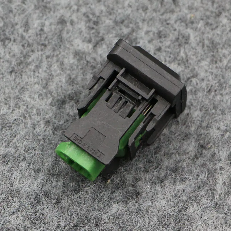 Apply to Golf 6 MK6 Golf 5 MK5 Jetta Touran  Bora Scirocco  USB switch RCD510  RNS315 USB switch socket 5KD 035 726