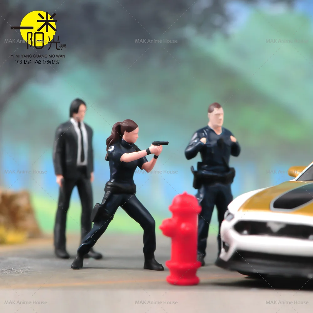 Printed Miniatures 1/64 The Police A man in a suit is chasing after him with a gun Figure Doll Model Scene Decoration Car Toys