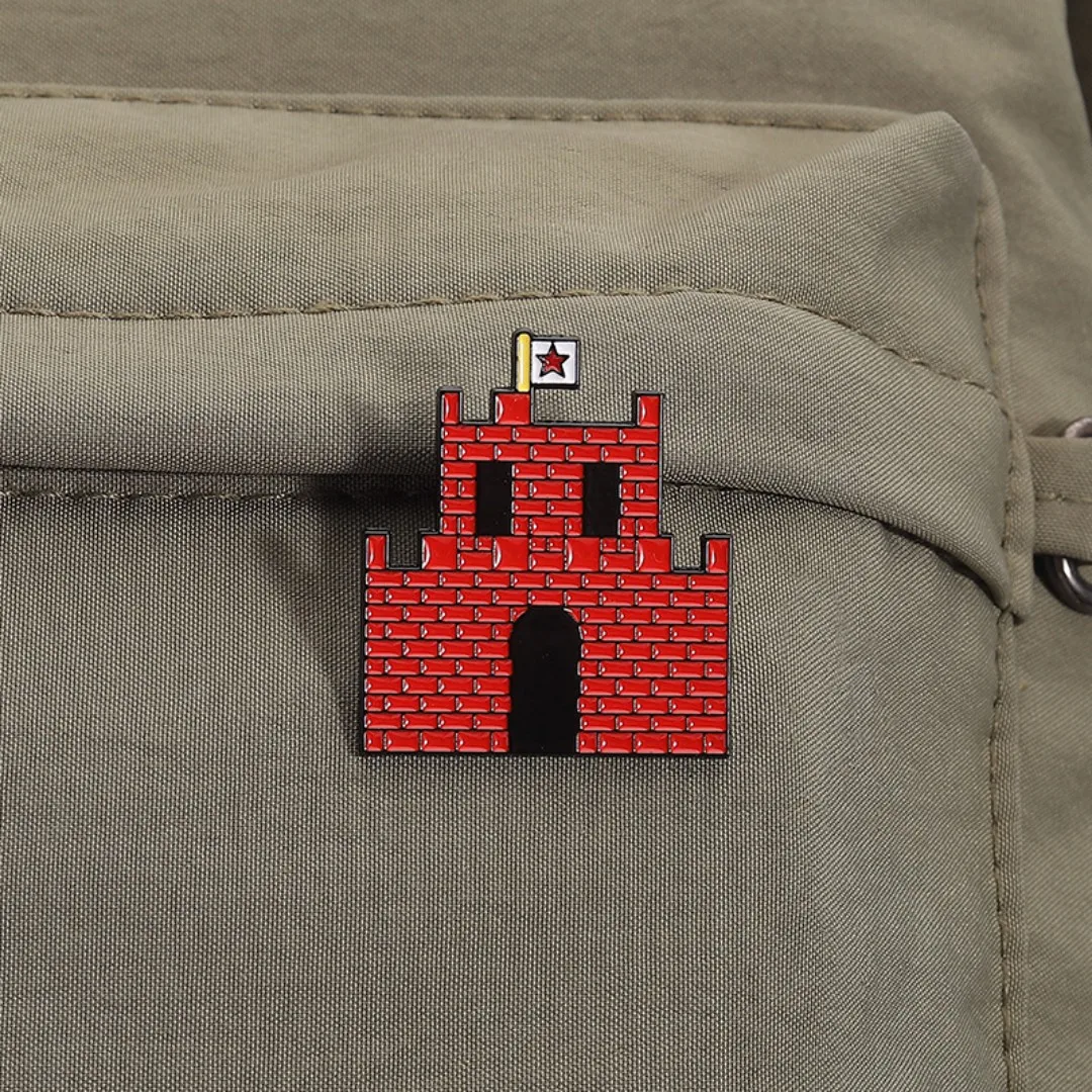 الكرتون اختراق لعبة المينا دبابيس نهاية القلعة بروش الملابس على ظهره التلبيب شارات مخصصة مضحك مجوهرات هدية للأطفال الأصدقاء