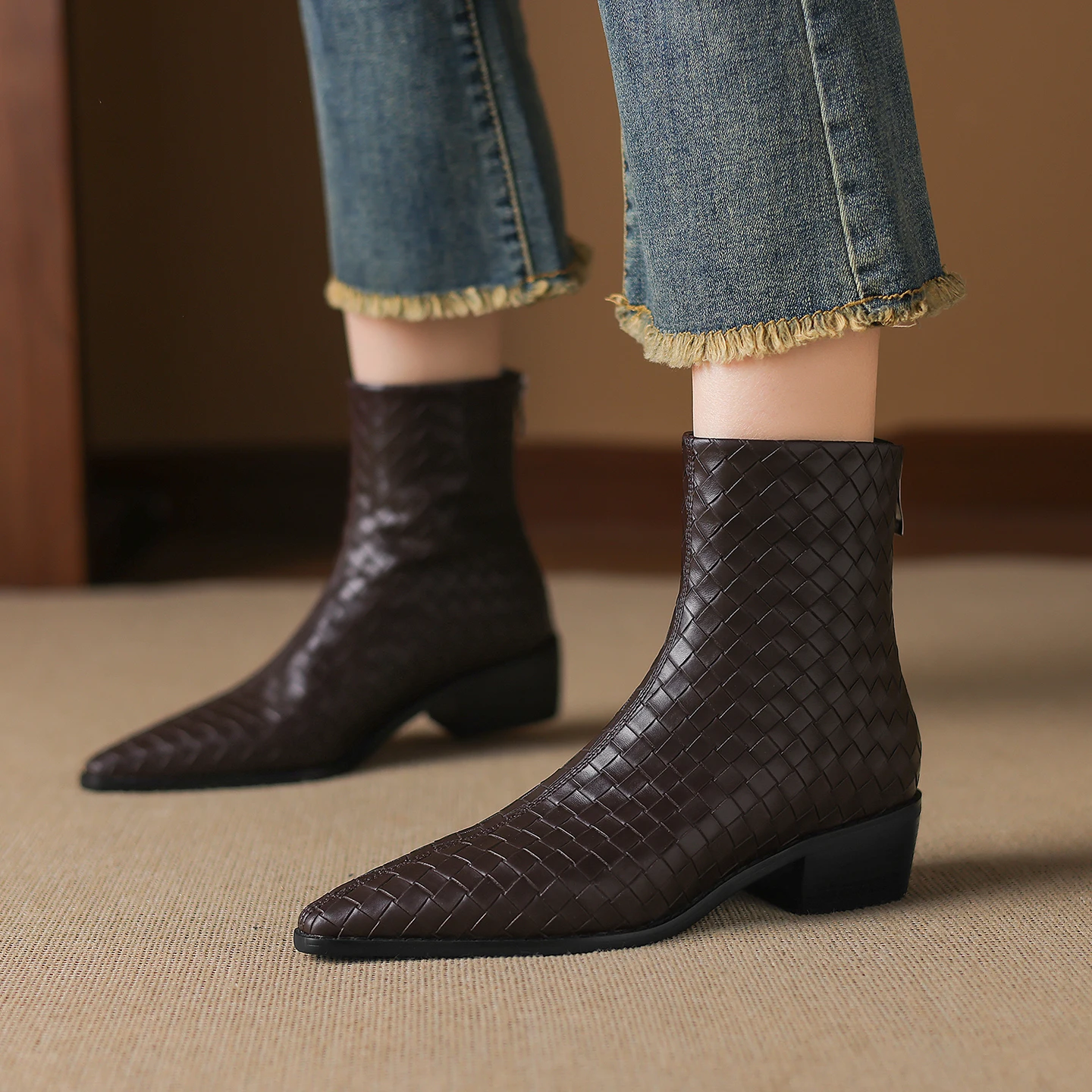 

Handmade Cowhide autumn and winter square head woven loose sleeve wedge Ankle boots women's Modern Boots Women High Heel