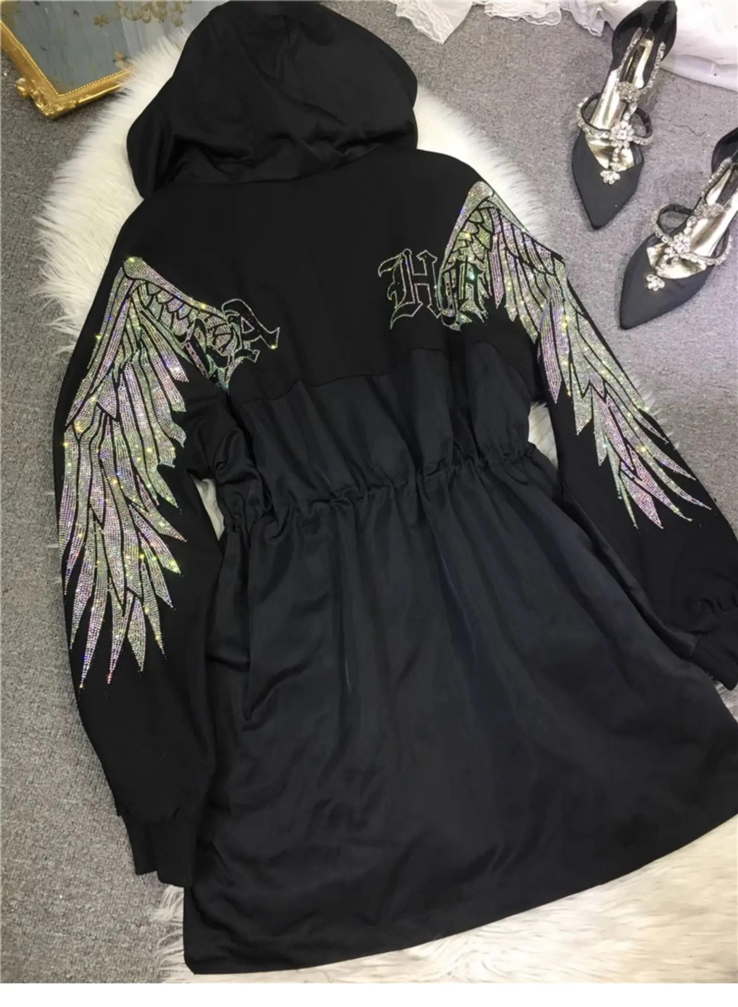 Heavy-Duty Rhinestone Windbreaker Women Spring Autumn Hooded Light Luxury Wings Waist Slimming Black Cardigan Winter Cotton Coat