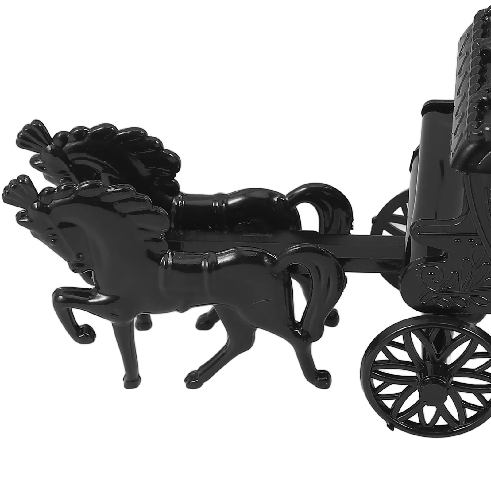 

Carriage Candy Box Wedding Party Favor Exquisite Metal Storage Jewelry Cookies Nuts Chocolates Gift Packaging Reusable