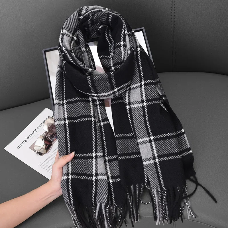 

Fashion Plaid Scarf For Women, Fall And Winter Plaid Scarf, Thickened Winter Scarf Female Models