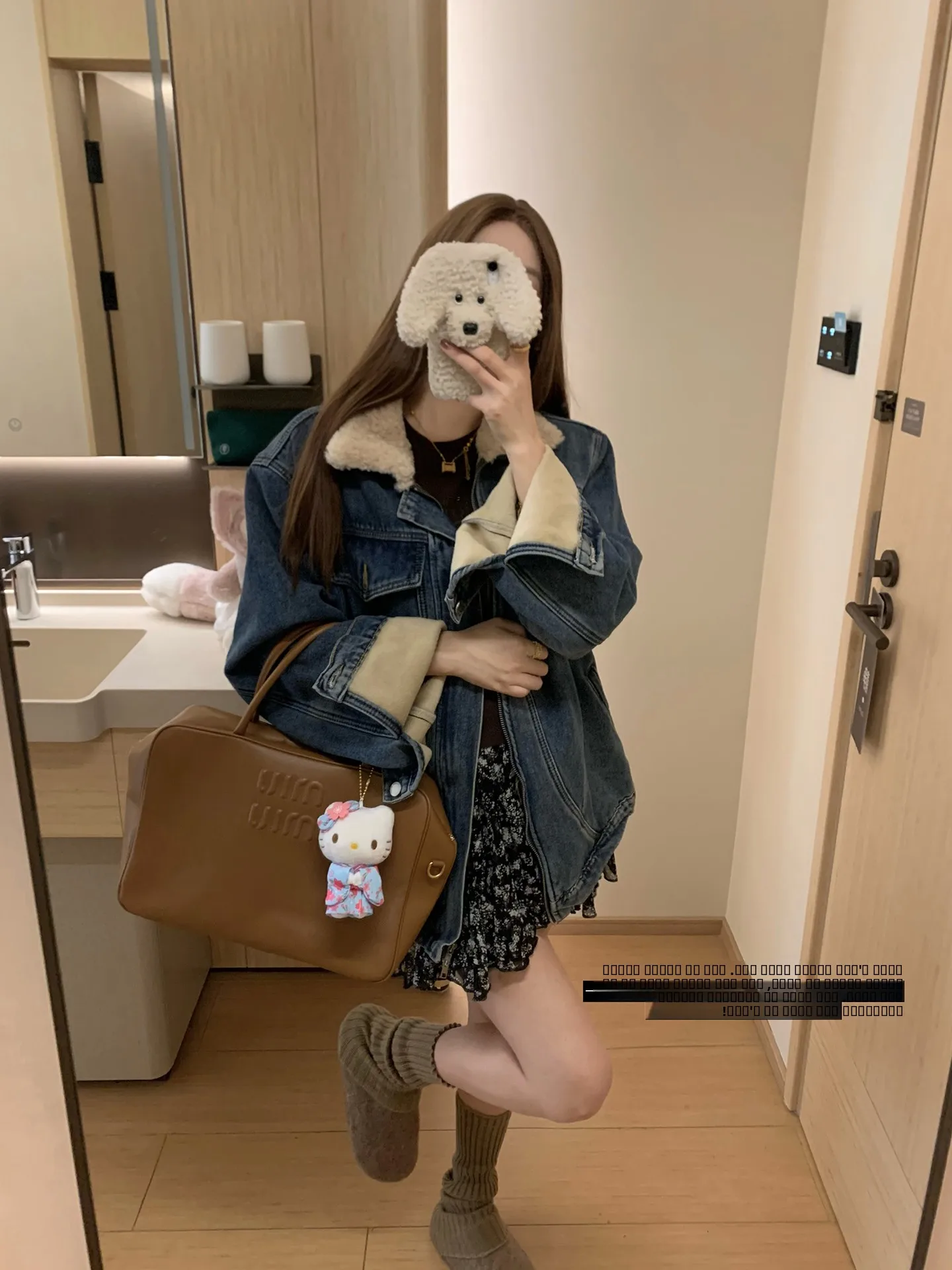 

Шикарная джинсовая куртка с воротником из овечьей шерсти, повседневная, свободного кроя, с длинными рукавами, на молнии, однотонная, модная женская верхняя одежда